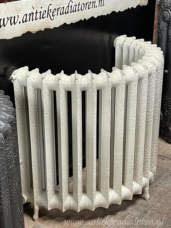 Unieke gietijzeren bloemradiatoren, Doe-het-zelf en Verbouw, Verwarming en Radiatoren, Ophalen, Gebruikt, Radiator, Minder dan 60 cm
