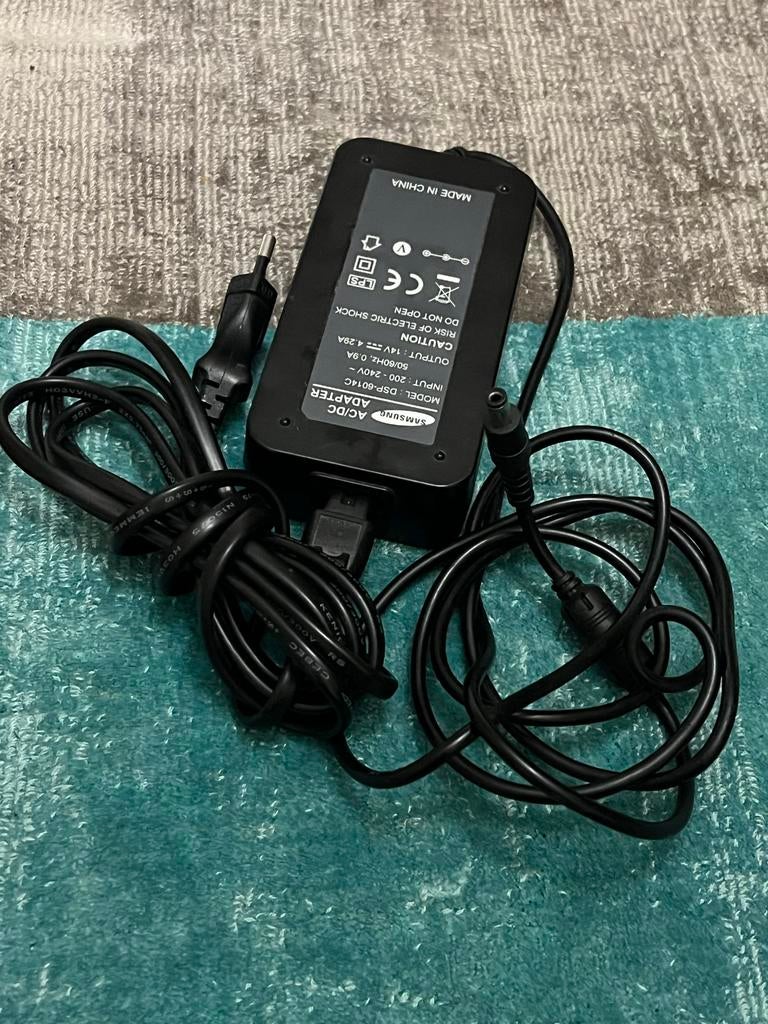 Samsung DSP-6014C AC/DC Adapter - 14V 4.29A, Ophalen of Verzenden, Gebruikt