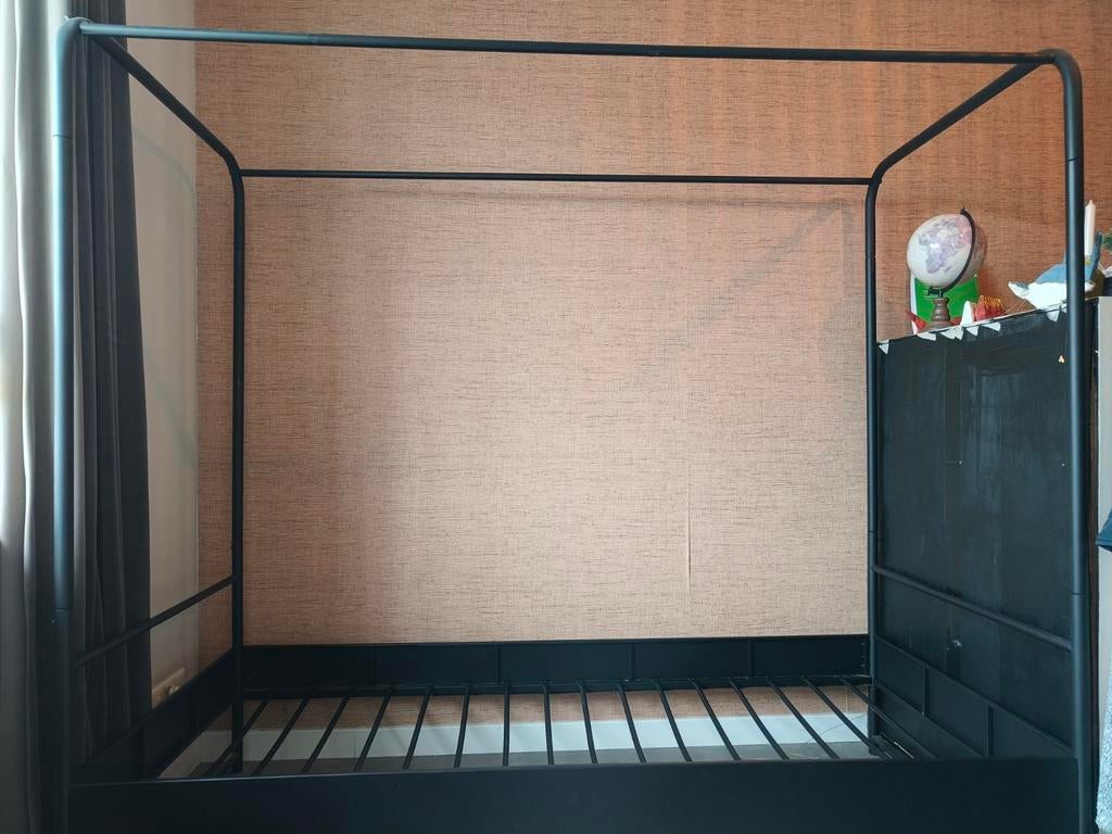 Leuk Hemelbed 200x90 - Zelf te decoreren!, Huis en Inrichting, Slaapkamer | Bedden, Gebruikt, 90 cm, Eenpersoons, Zwart