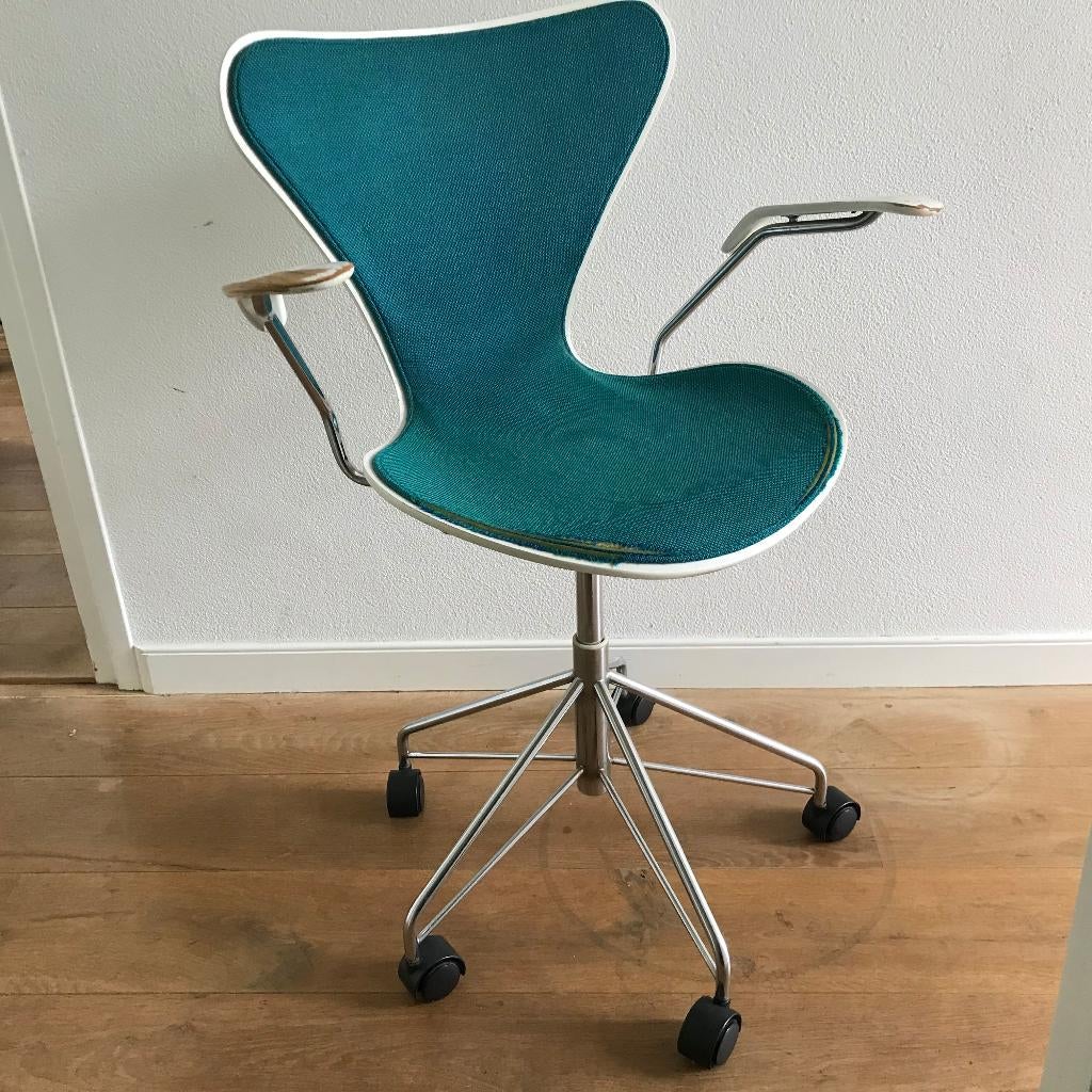 Fritz Hansen vlinderstoel 3217 bureaustoel retro vintage, Huis en Inrichting, Bureaustoelen, Gebruikt, Zwart, Ophalen