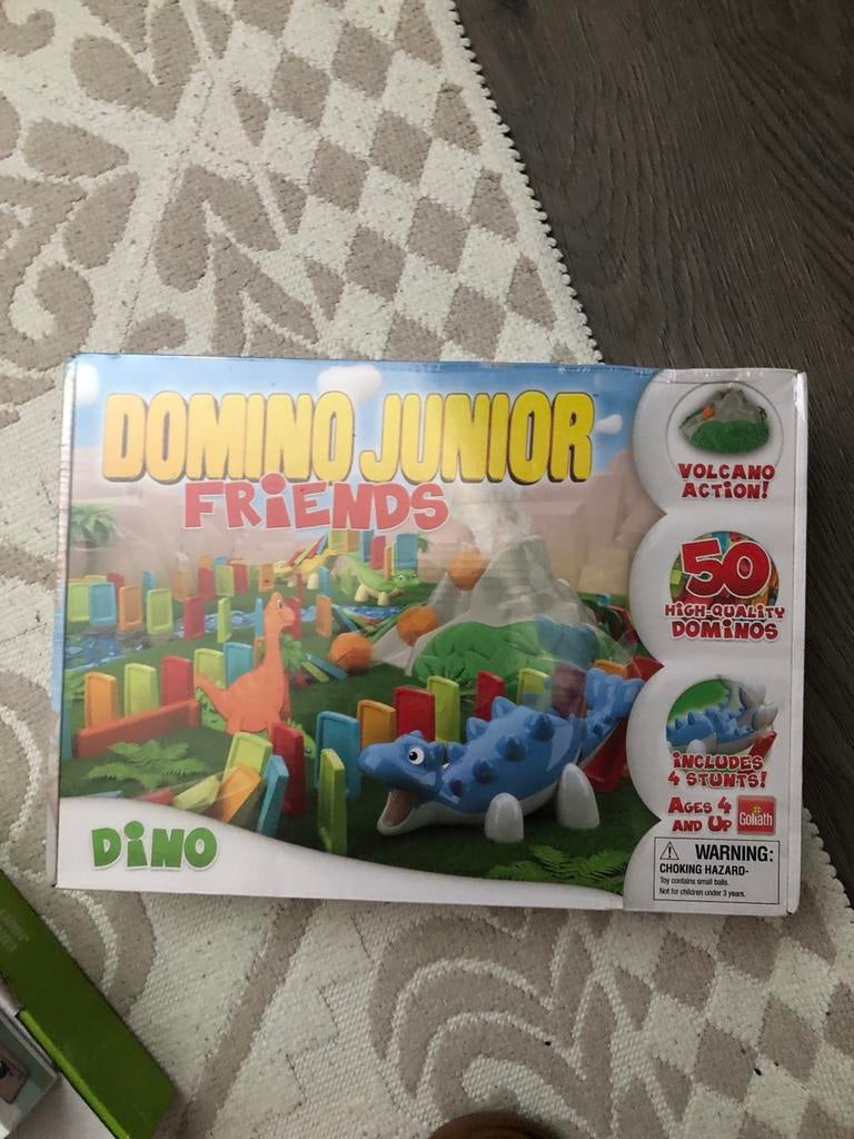 Domino junior friends spel nieuw, Ophalen of Verzenden, Nieuw