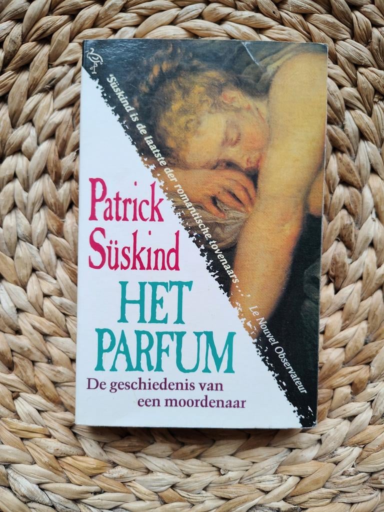 Patrick Süskind - Het parfum, Ophalen of Verzenden, Zo goed als nieuw