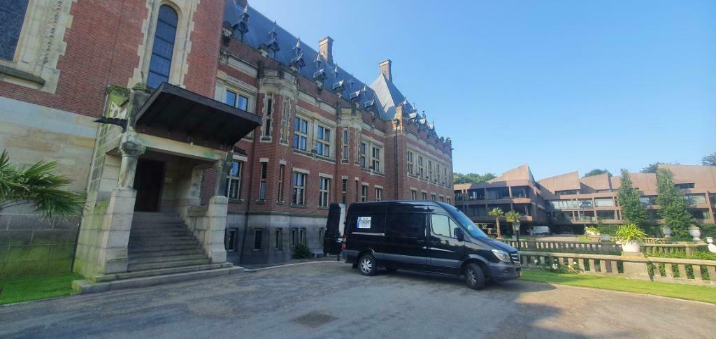 Foto 16 van Meubeltransport, kunstvervoer, regionaal / internationaal