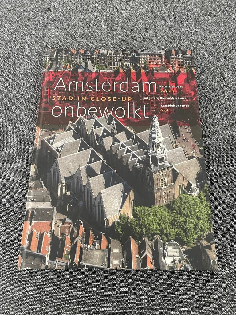 Amsterdam Onbewolkt - Stad in Close-up, Ophalen of Verzenden, 20e eeuw of later, Zo goed als nieuw