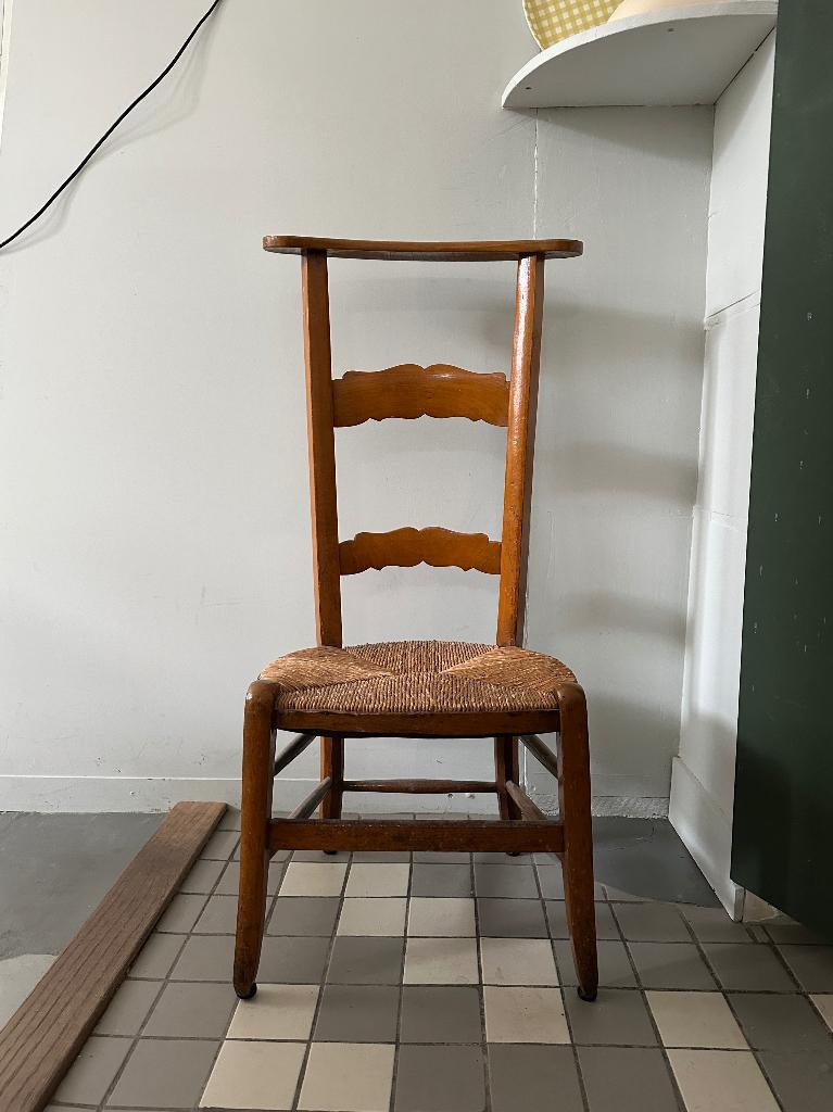 Antieke, brocante houten bidstoel, vintage dressboy, Ophalen
