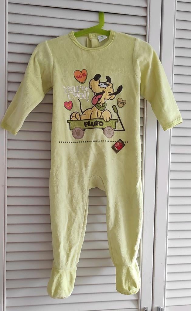 Nieuw! schattig boxpak van Disney met Pluto met antislip, Disney, Jongetje of Meisje, Nieuw, Ophalen of Verzenden