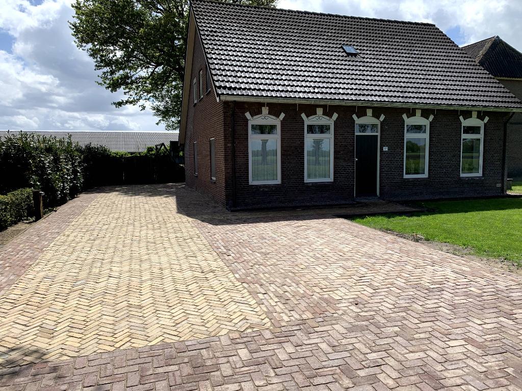 Vakantiehuis met 5 slaapkamers & jacuzzi & Sauna in Drenthe, 4 of meer slaapkamers, Wasmachine, Landelijk, 9 personen