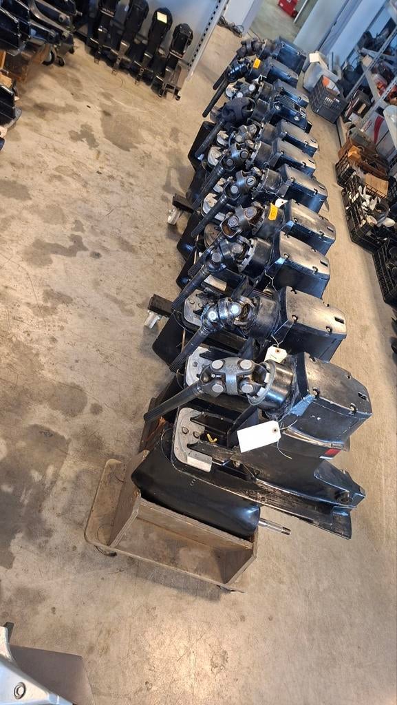 BRAVO APLHA ONE OMC COBRA VOLVO HEKDRIVE SX DPX MERCRUISER, Watersport en Boten, Bootonderdelen, Ophalen of Verzenden, Zo goed als nieuw
