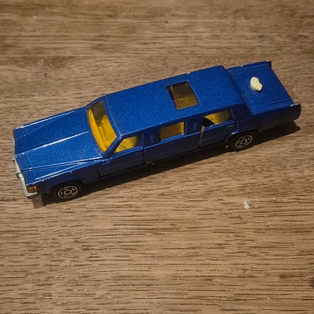Majorette, Verzenden, Auto