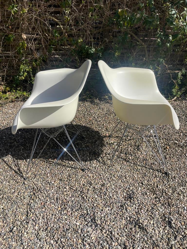 Eetkamerstoel DAR chroom onderstel cotton white. 2 stuks!, Verzamelen, Telefoonkaarten, Nederland, Ophalen