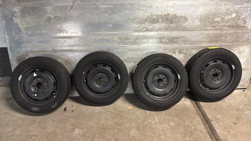 Mini Cooper F56 winterbanden winterset 175/65r15, Auto-onderdelen, Ophalen, Gebruikt, 15 inch, 175 mm