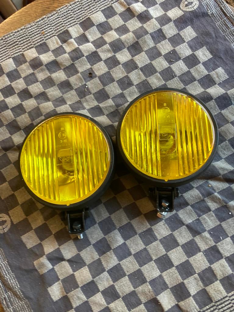 Oldtimer 2 gele mistlampen merk Elac DDR diameter 15 cm, Ophalen of Verzenden, Gebruikt