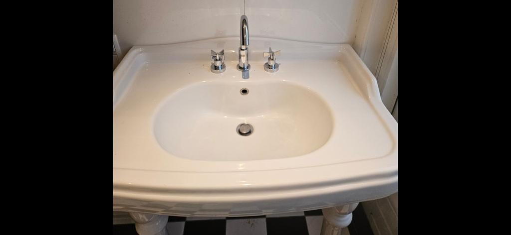 Engelse wasbak 90x60cm op voorpoten met kraan, Gebruikt, Minder dan 100 cm, Wasbak of Wastafel, 50 tot 75 cm