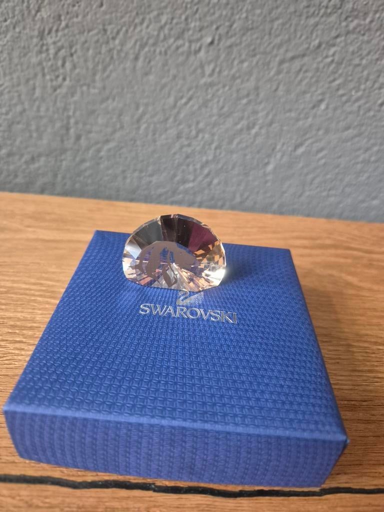 Swarovski press papier leeuwenkop, Ophalen of Verzenden, Zo goed als nieuw, Figuurtje