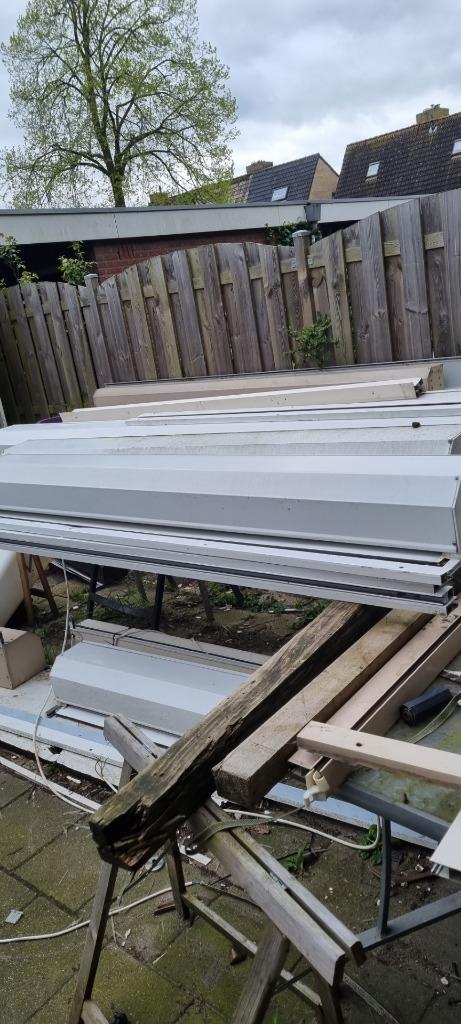 EXTRA AANBIEDING ELEKTRISCHE ROLLUIKEN VERSCHILLENDE KLEUREN, Ophalen, Gebruikt, Overige kleuren, 200 cm of meer