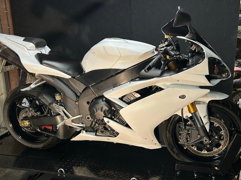 Yamaha R1 2007 - Akraprovic, Power Commander, Shift Indicato, Particulier, Super Sport