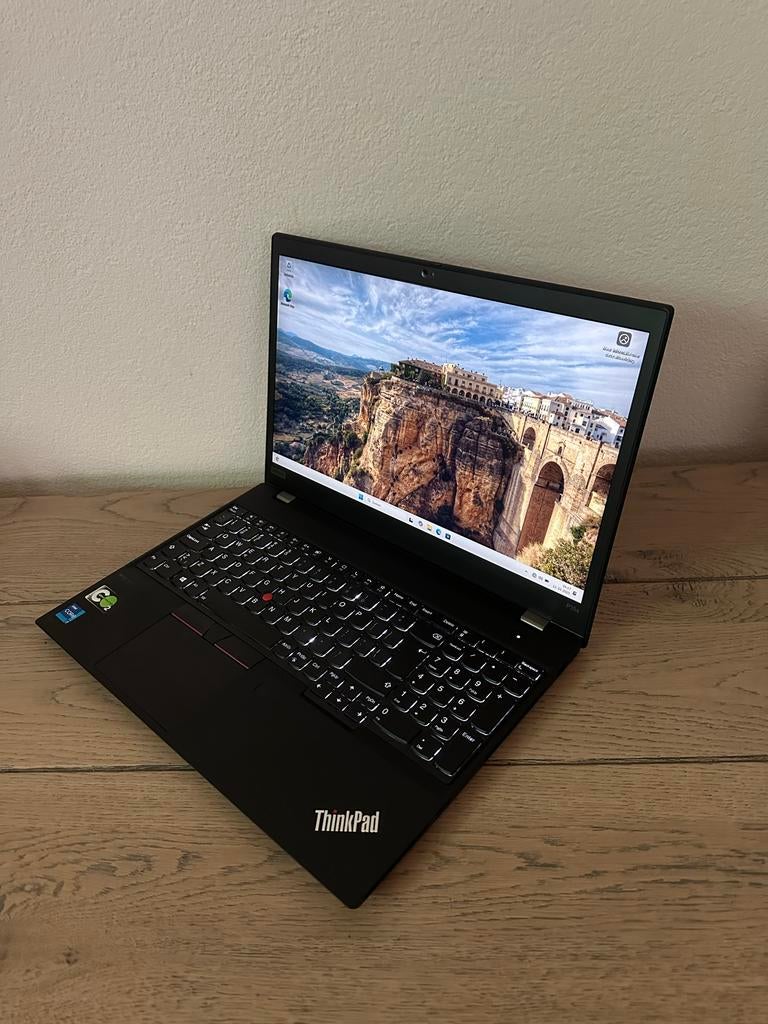 Lenovo ThinkPad P15s Gen 2| i7-11th | 32GB |1TB SSD |NVIDIA, Met videokaart, 2 tot 3 Ghz, UK, Refurbished