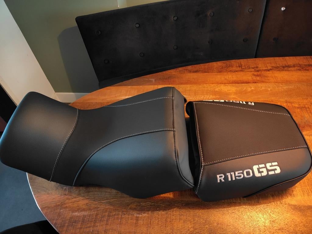 Zadel set BMW R1150GS of R1100GS refurbished, Ophalen