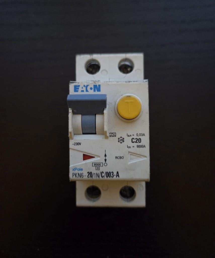 Eaton aardlekautomaat C20 30mA 1-fase (1P+N) 6kA, Ophalen of Verzenden, Zo goed als nieuw