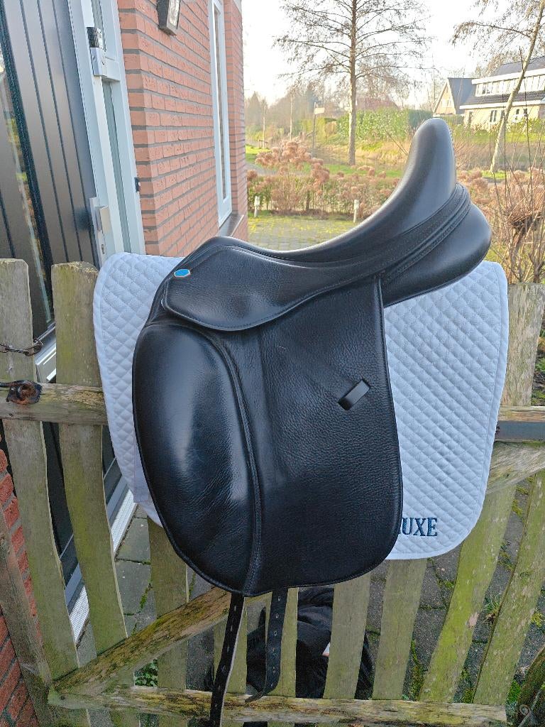 Sella Star 17,5 inch, Ophalen of Verzenden, Zo goed als nieuw, Dressuur