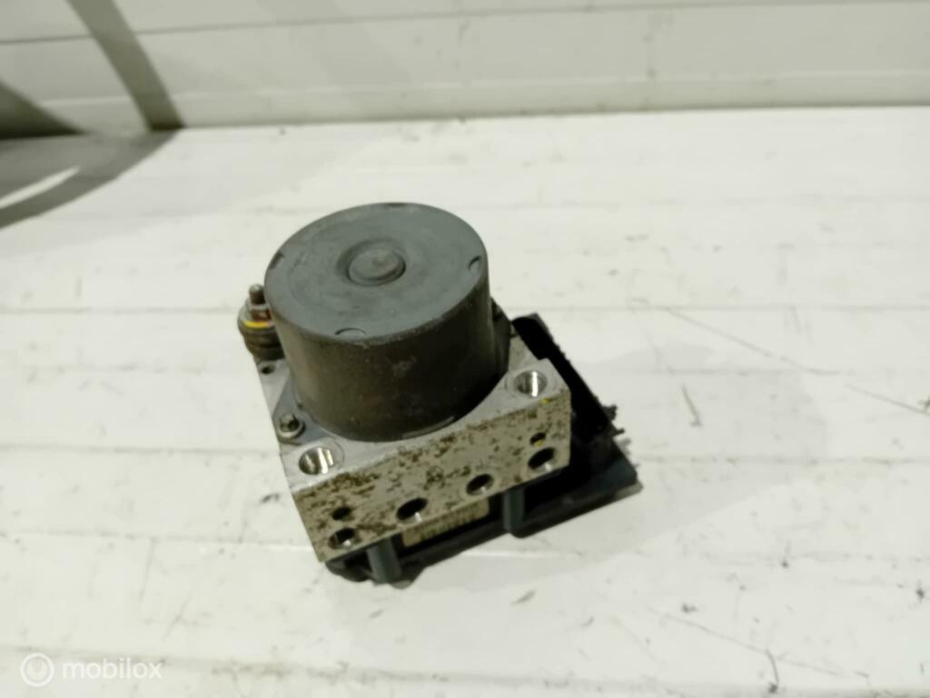 ABS pomp Renault Modus 8200129951 0265231359, Gebruikt, Ophalen of Verzenden