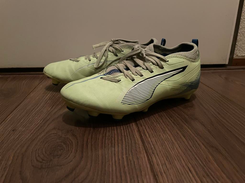 Voetbalschoenen Puma maat 38,5, Ophalen, Gebruikt, Schoenen