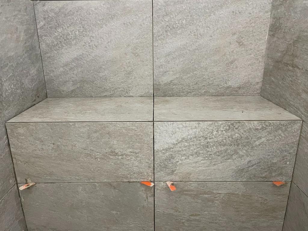 Toilet & Badkamer Tegelwerk / Topkwaliteit / Jolly & Verstek