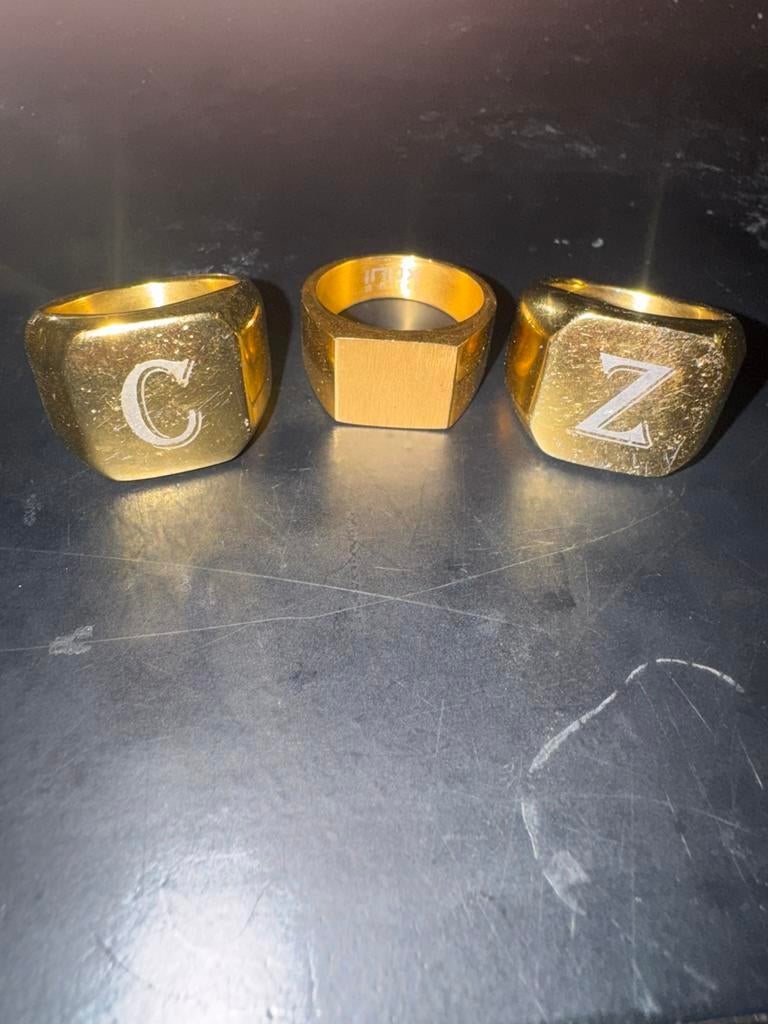 3 goude ringen, Overige materialen, Wit, Ophalen of Verzenden, Zo goed als nieuw