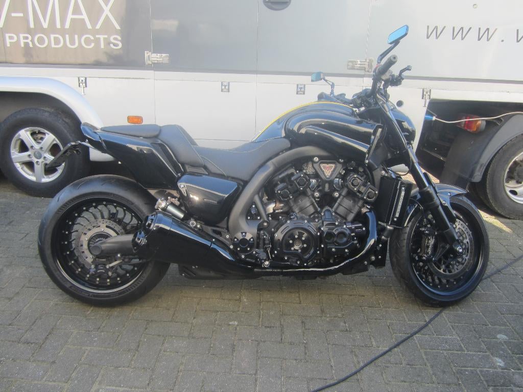 Anniversary v-max 1700, Motoren, Motoren | Yamaha, 4 cilinders, Bedrijf, Meer dan 35 kW, Toermotor