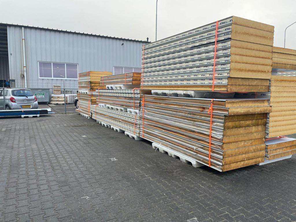 FALK 120MM B-Keus €12m2 Sandwichpanelen Isolatie Wandpanelen