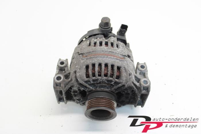 Dynamo van een Opel Zafira, Auto-onderdelen, Motor en Toebehoren, Gebruikt, -, -, Opel