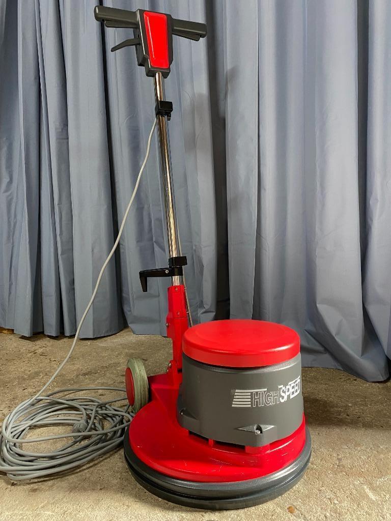 Gebruikte eenschijfsmachine Cleanfix R 44-450 High Speed, Ophalen, Gebruikt, Schrobmachine