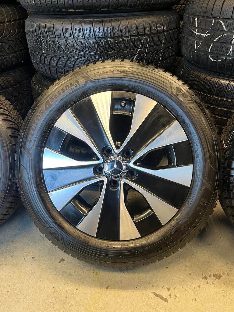 Originele All Season set Mercedes Vito W447 TPMS, Auto-onderdelen, Banden en Velgen, Ophalen, 3439LD, Banden en Velgen, 17 inch