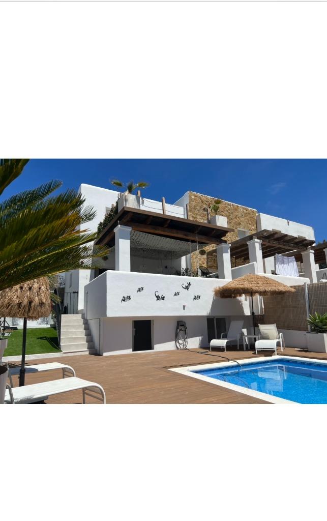 Ibiza huis villa woning  / Huur / vakantiewoning, 8 personen, 4 of meer slaapkamers, Overige typen, Wasmachine