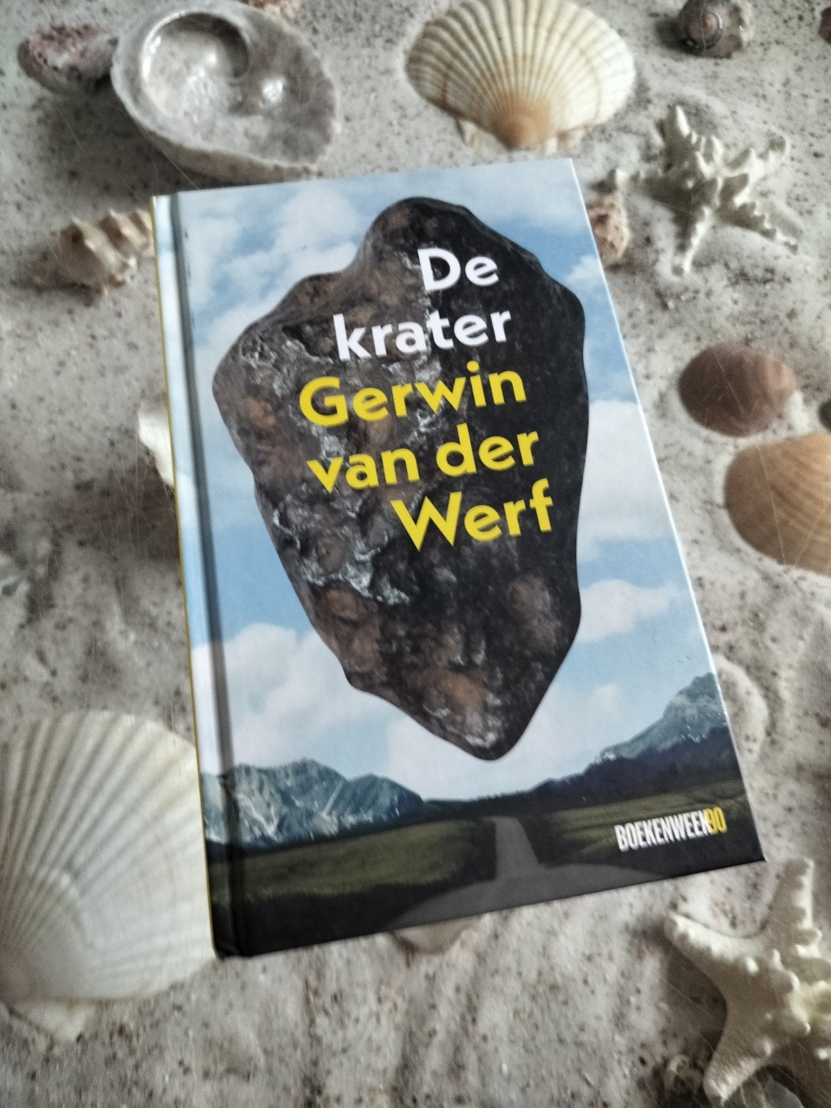 Gerwin van der Werf - De krater, Ophalen of Verzenden, Zo goed als nieuw, Gerwin van der Werf