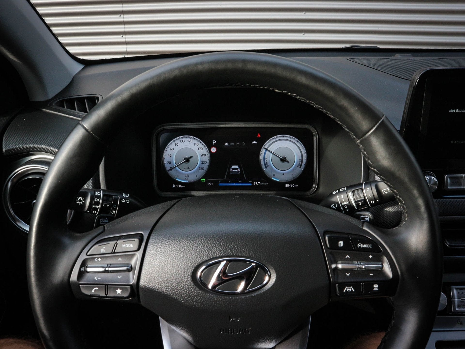 Hyundai KONA EV Comfort 39 kWh | Clima | Cruise | Navi | Pdc, Auto's, Gebruikt, Zwart, SUV of Terreinwagen, 255 min