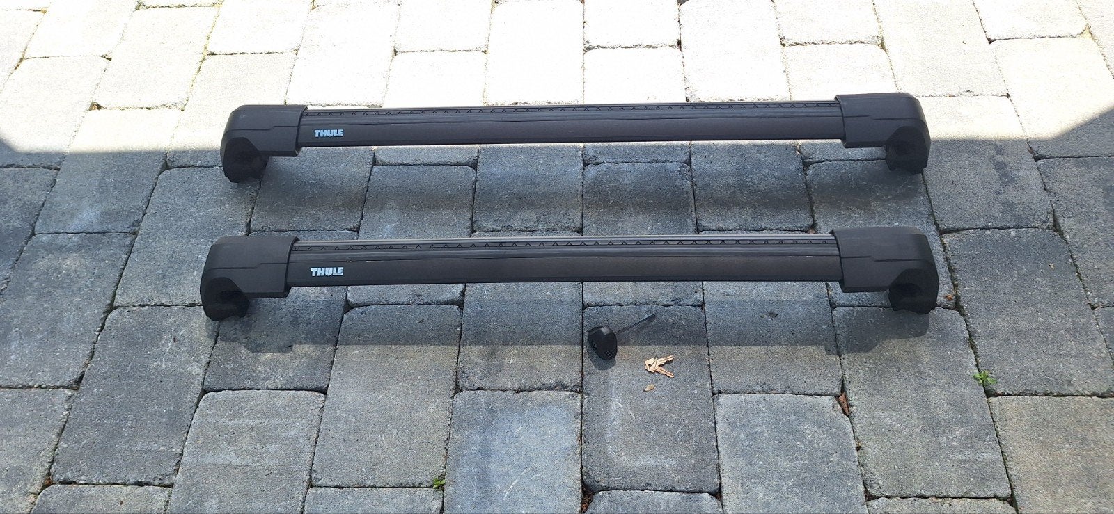 Thule dakdragers WingBar Edge Black Audi Etron 55 SUV, Auto diversen, Ophalen, Zo goed als nieuw