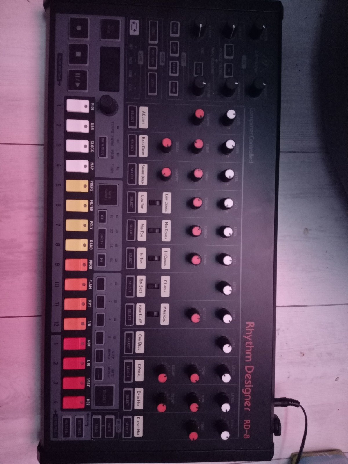 Behringer Rhythm Designer RD-8 Drummachine, Muziek en Instrumenten, Drumcomputers, Ophalen of Verzenden, Zo goed als nieuw, Overige merken