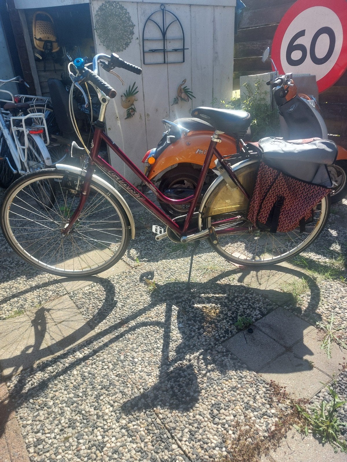 Giant boodschappen toerfiets, Fietsen en Brommers, Fietsen | Dames | Sportfietsen en Toerfietsen, Gebruikt, Velgrem, Minder dan 10 versnellingen