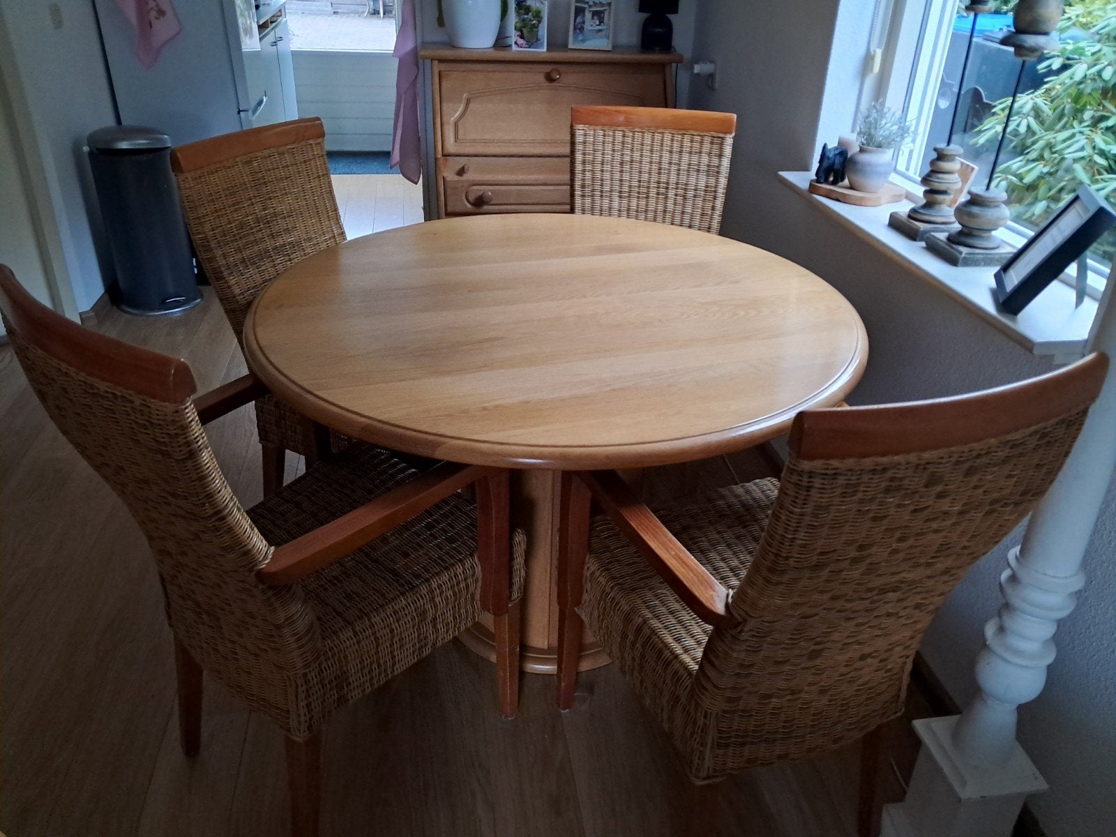 Nog zeer goed uitziende inboedel, Ophalen of Verzenden, Zo goed als nieuw, 4 tot 6 stoelen