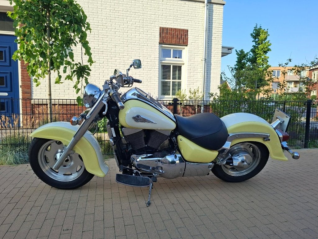 VL 1500 INTRUDER 1500, Motoren, Cardan-aandrijving, 2 cilinders, Gebruikt, 1500 cc