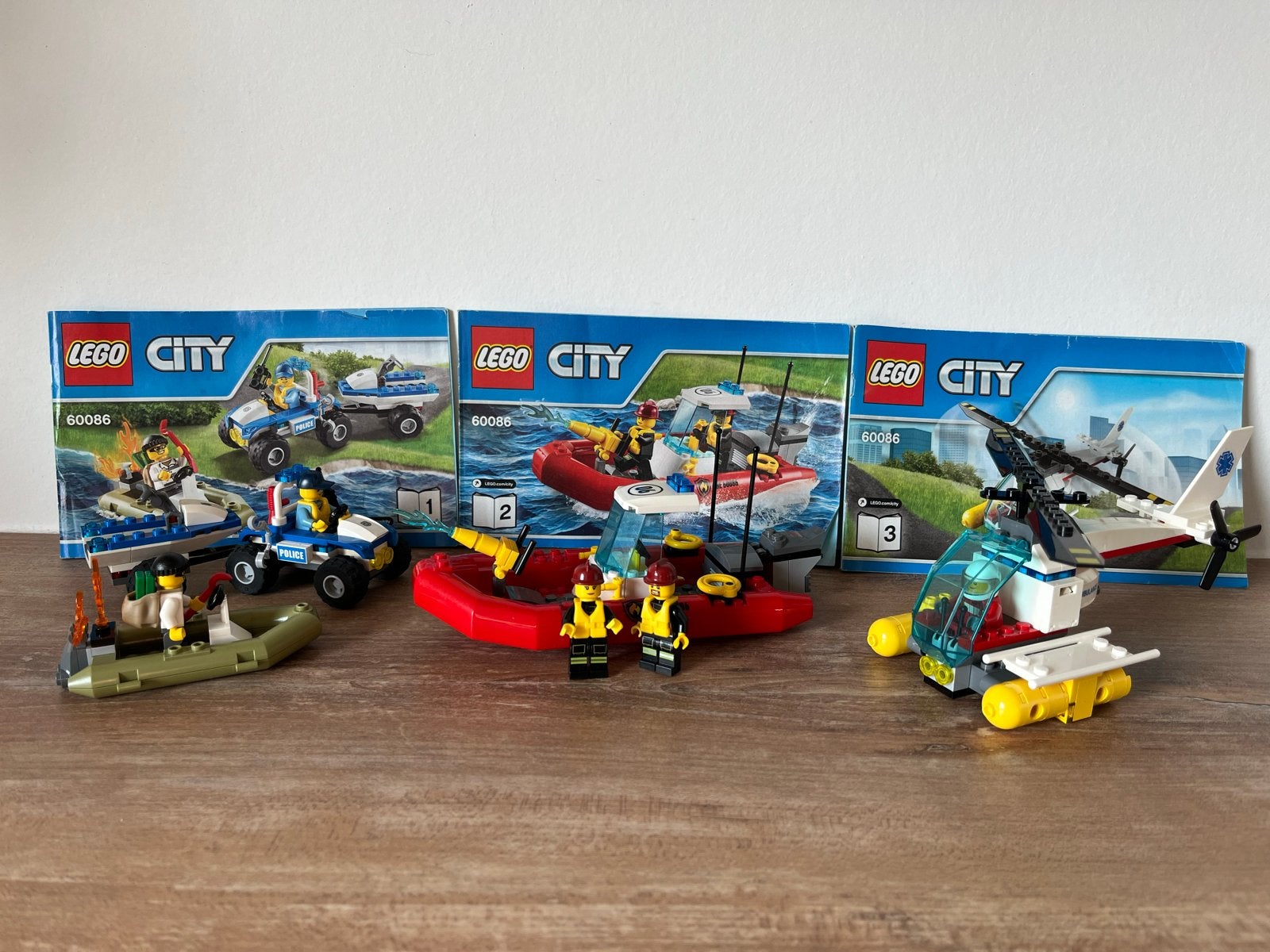 Lego City 60086 Starter Set (politie, brandweer, ambulance), Kinderen en Baby's, City, Lego, Ophalen of Verzenden, Zo goed als nieuw