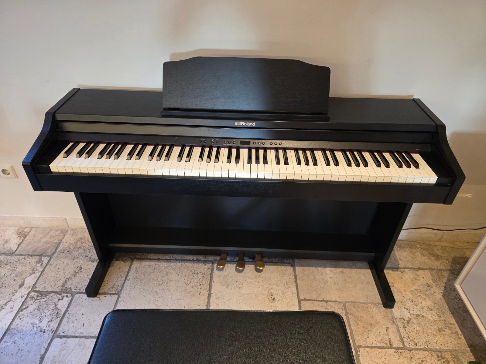 Roland RP501R Digitale Piano - Zo goed als nieuw, Muziek en Instrumenten, Piano's, Ophalen, Zwart, Digitaal, Zo goed als nieuw