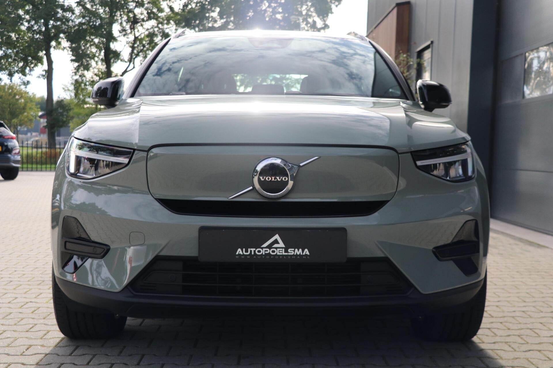 Foto 13 van Volvo XC40 Recharge Pro 70kWh AdaptiveCruise Camera Stoel/st