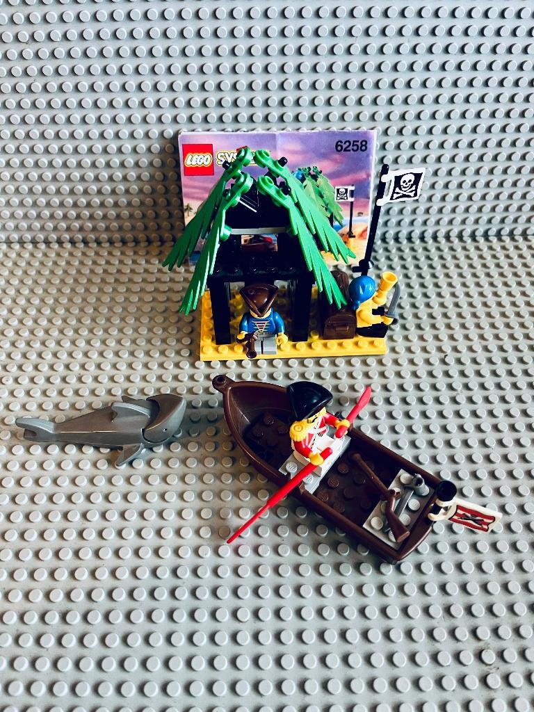 LEGO Pirates 6258 Smuggler’s Shanty, Kinderen en Baby's, Speelgoed | Duplo en Lego, Gebruikt, Lego, Ophalen of Verzenden, LEGO