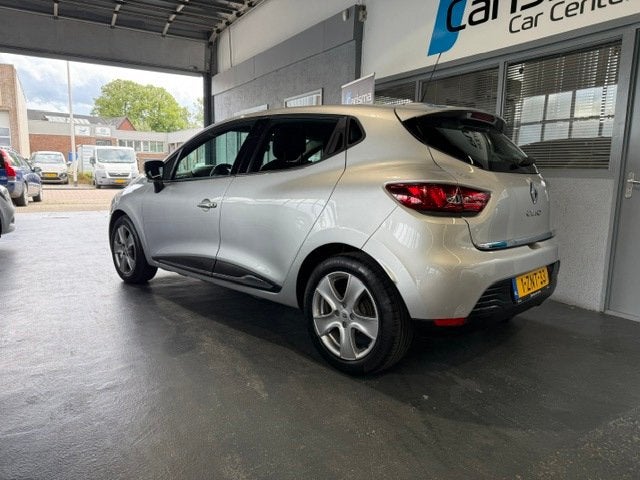 Renault Clio Verkocht!, Auto's, Renault, Voorwielaandrijving, 540 kg, Handgeschakeld, 90 pk