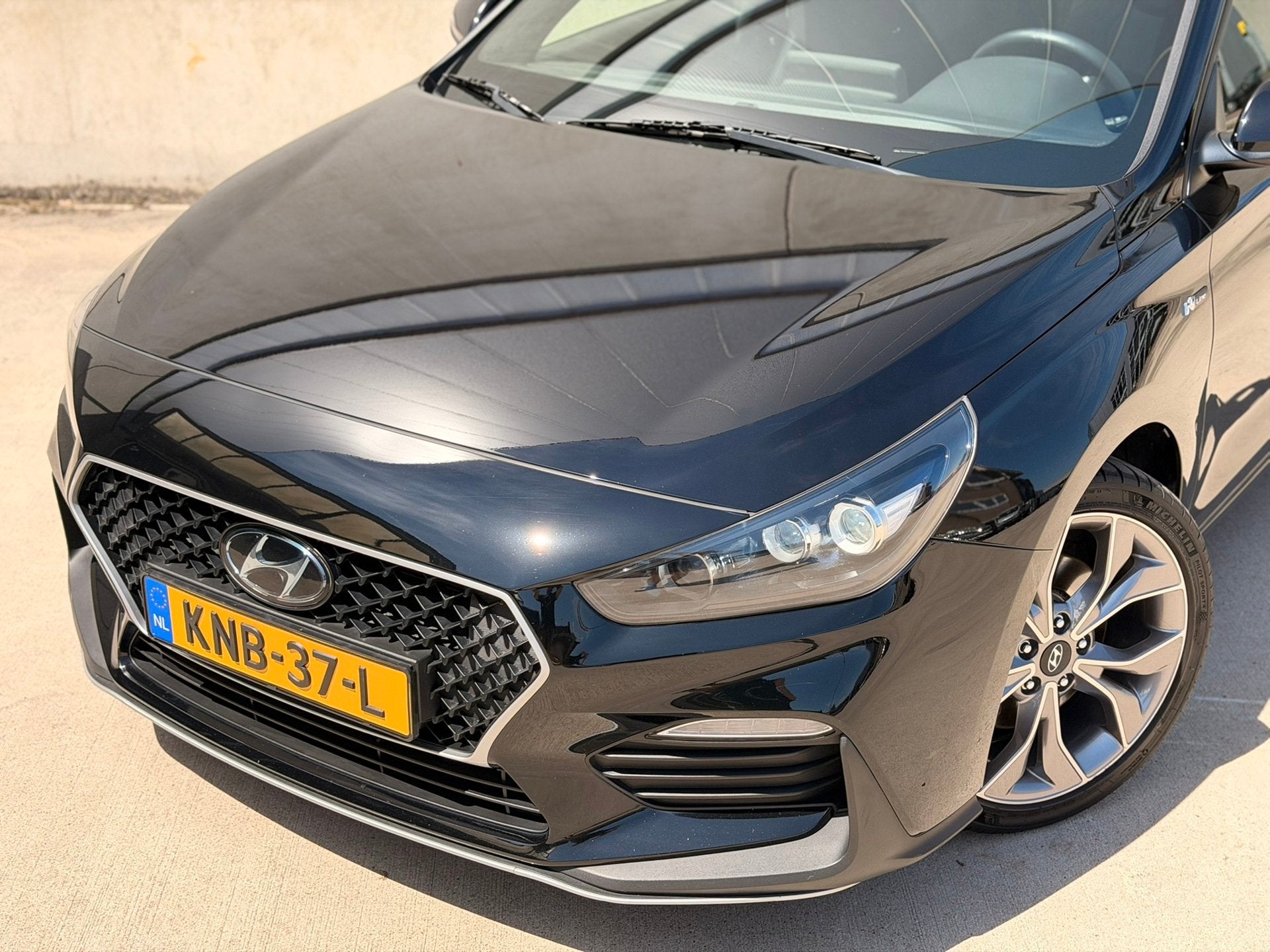 Hyundai i30 1.4 T-GDI N Line Pano Camera CarPlay 18'' LED Ke, Auto's, Voorwielaandrijving, Stof, 4 cilinders, Zwart