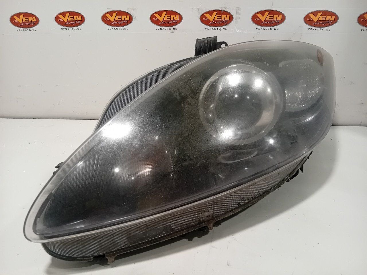 Koplamp links Seat Altea, Auto-onderdelen, Onderdelen@venauto.nl, Van der Ven Autorecycling B.V., Gebruikt, Ettenseweg 76, 4706 PB Roosendaal, The Netherlands