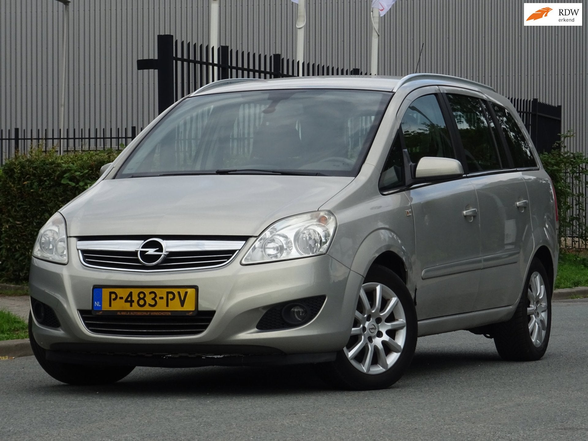 Opel Zafira 1.8 Selection BJ2009 7-PERSOONS AIRCO/APK, Voorwielaandrijving, Gebruikt, 4 cilinders, 14 km/l