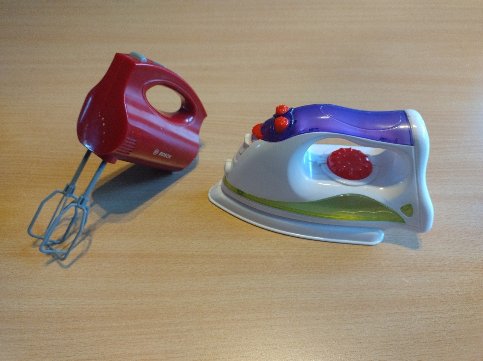 Speelgoed strijkijzer en mixer - Bosch, Kinderen en Baby's, Ophalen of Verzenden, Gebruikt, Jongen of Meisje